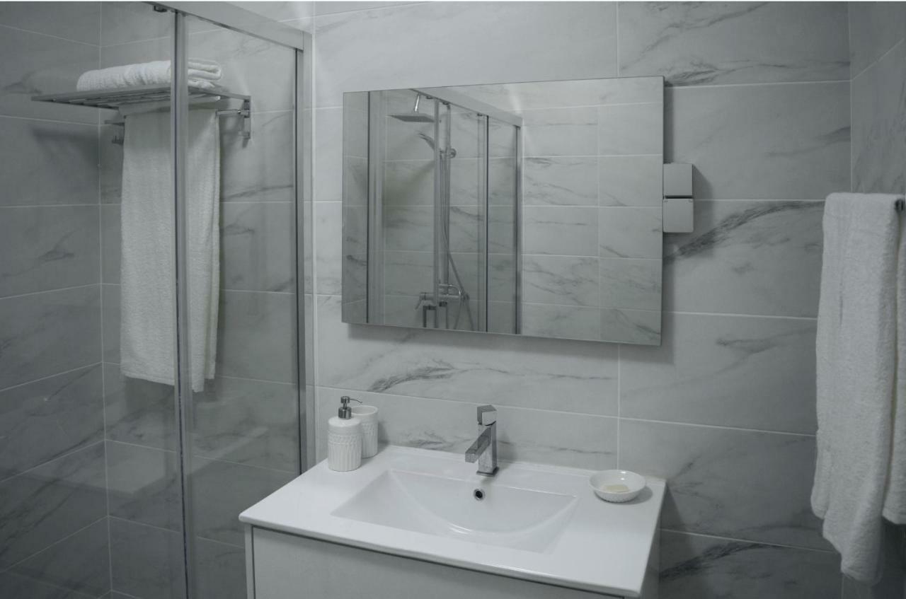 Braga Centro - Apartamento Espacoso E Confortavel - Todas As Comodidades Kültér fotó